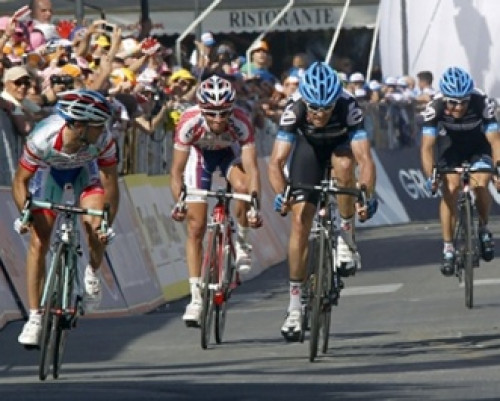 Giro highlighting Bianchi-Androni successful pair Giro highlighting Bianchi-Androni successful pair